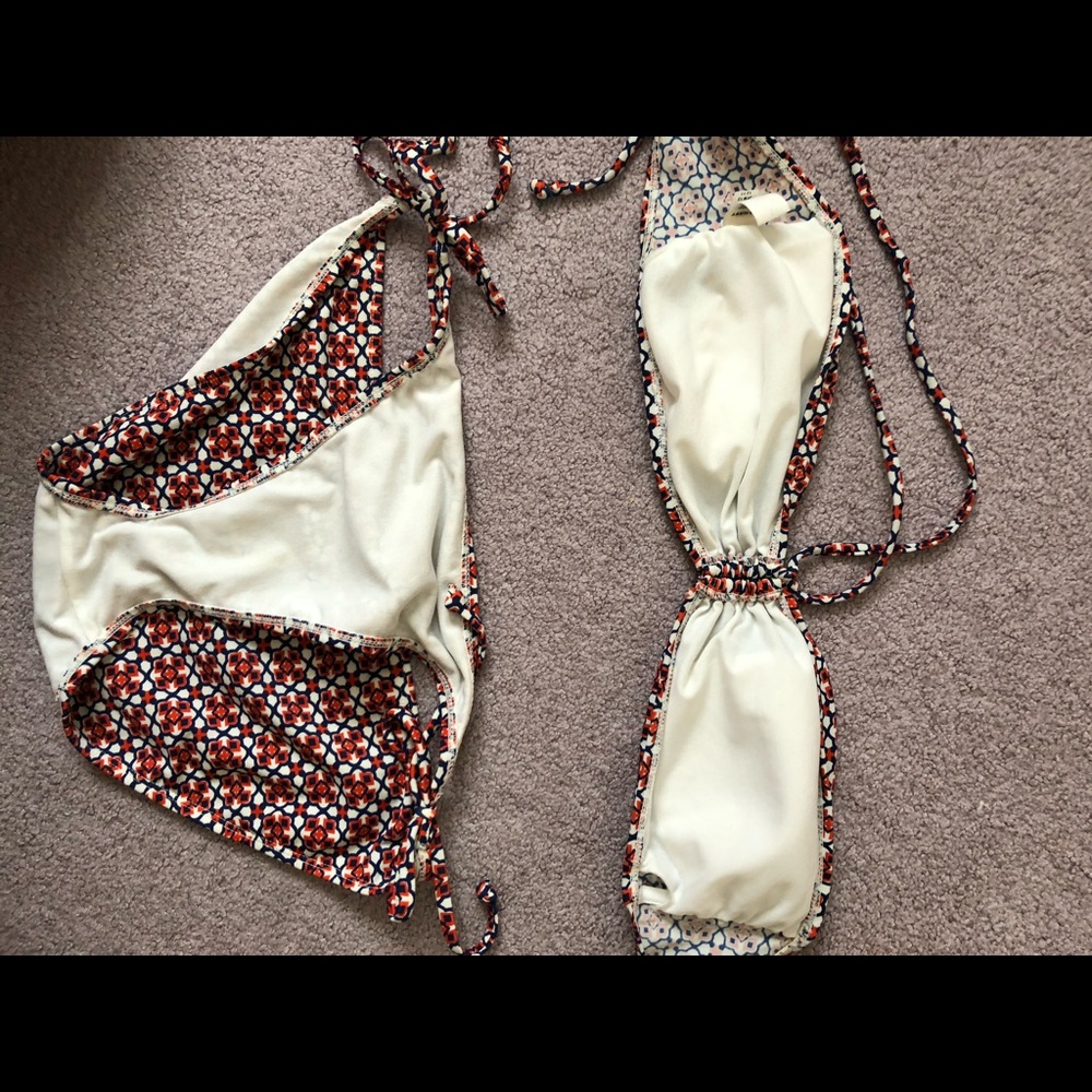 Old Navy Bathing Set - Picture 3 of 4